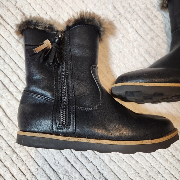 Next Girls Black Faux Fur Trim and Tassel Inner Zip Down Boots Size 13.5 - Picture 2 of 6